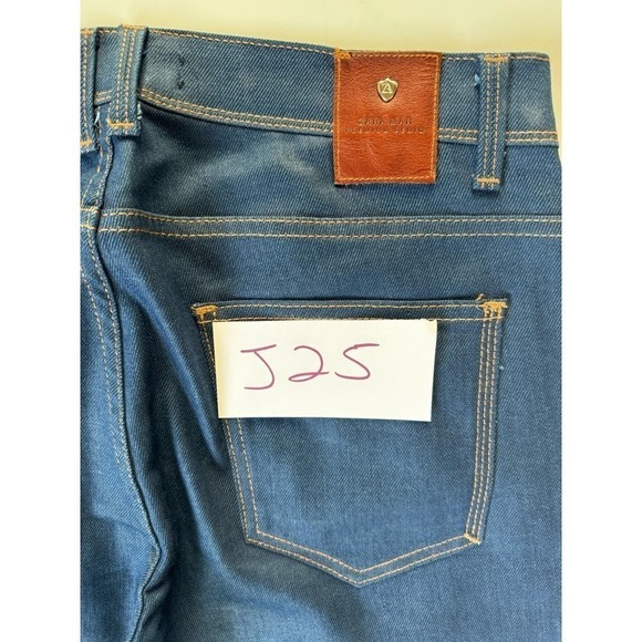 Zara hi rise, skinny jeans, size 32 dark blue with tan stitching - Picture 8 of 8